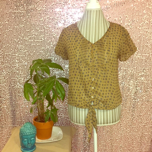 Tops - Button down blouse